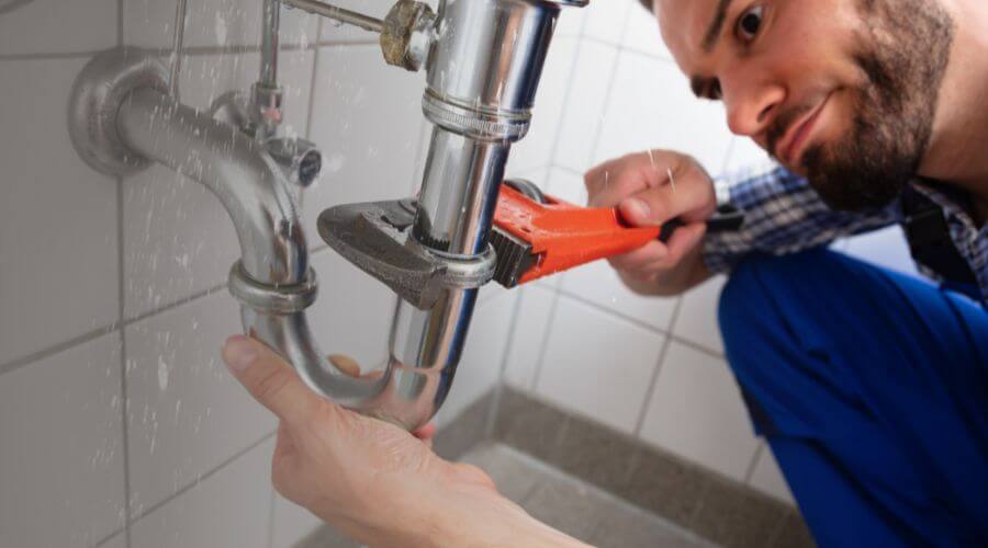 Expert burst pipe repair services in Lake Arthur, LA